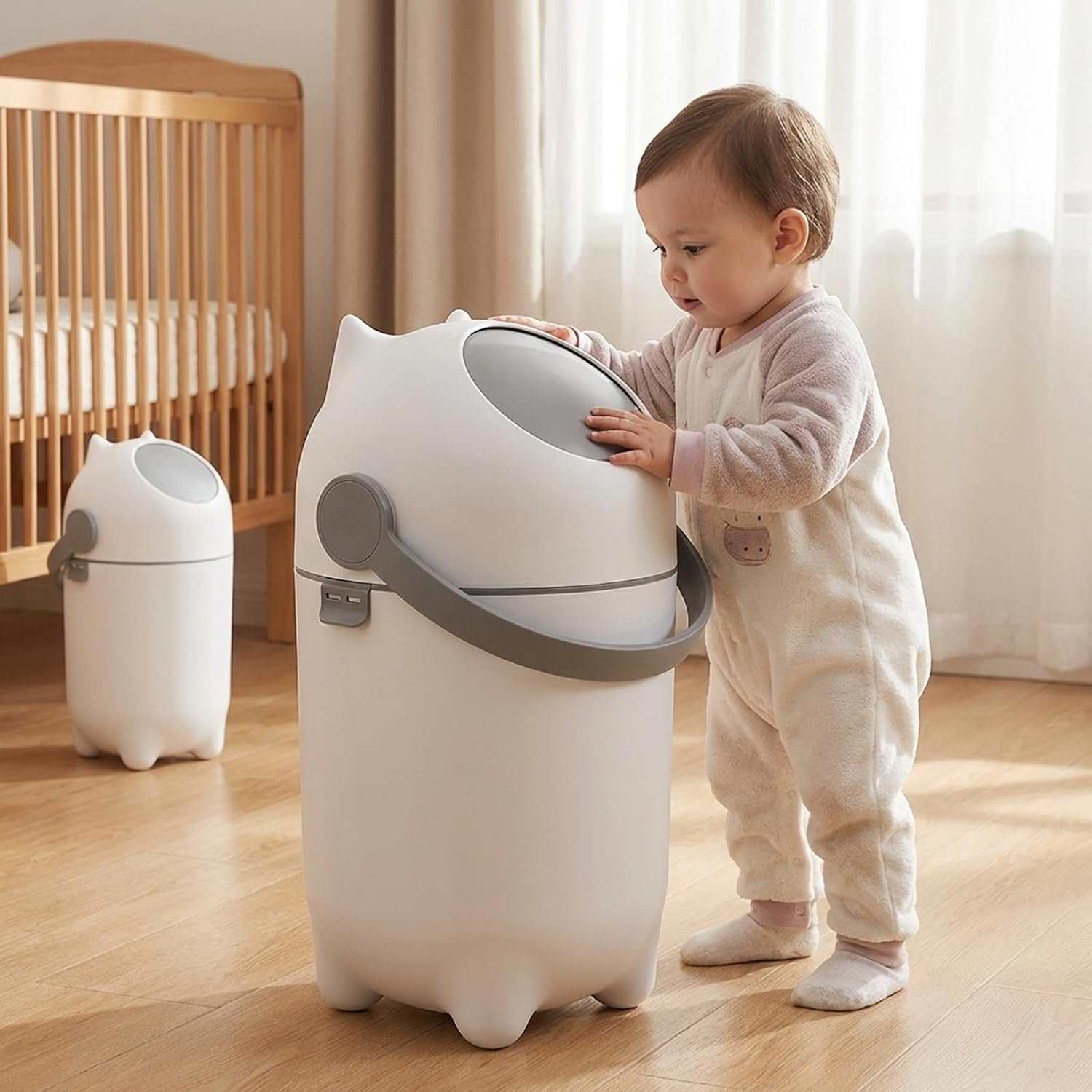 Odor Locking Diaper Pail, Diaper Trash Can with Airtight Lid, No Refill Nursery Bin, Fits Any Bag, 15L Baby Disposal Container, Holds 16 Diapers, Pet Waste Station, Dog Poop Trash Can (White)